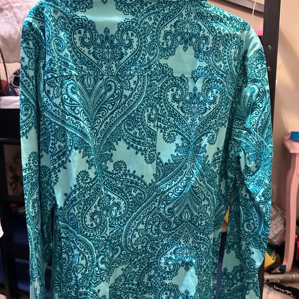 Button down shirt - Picture 3 of 4
